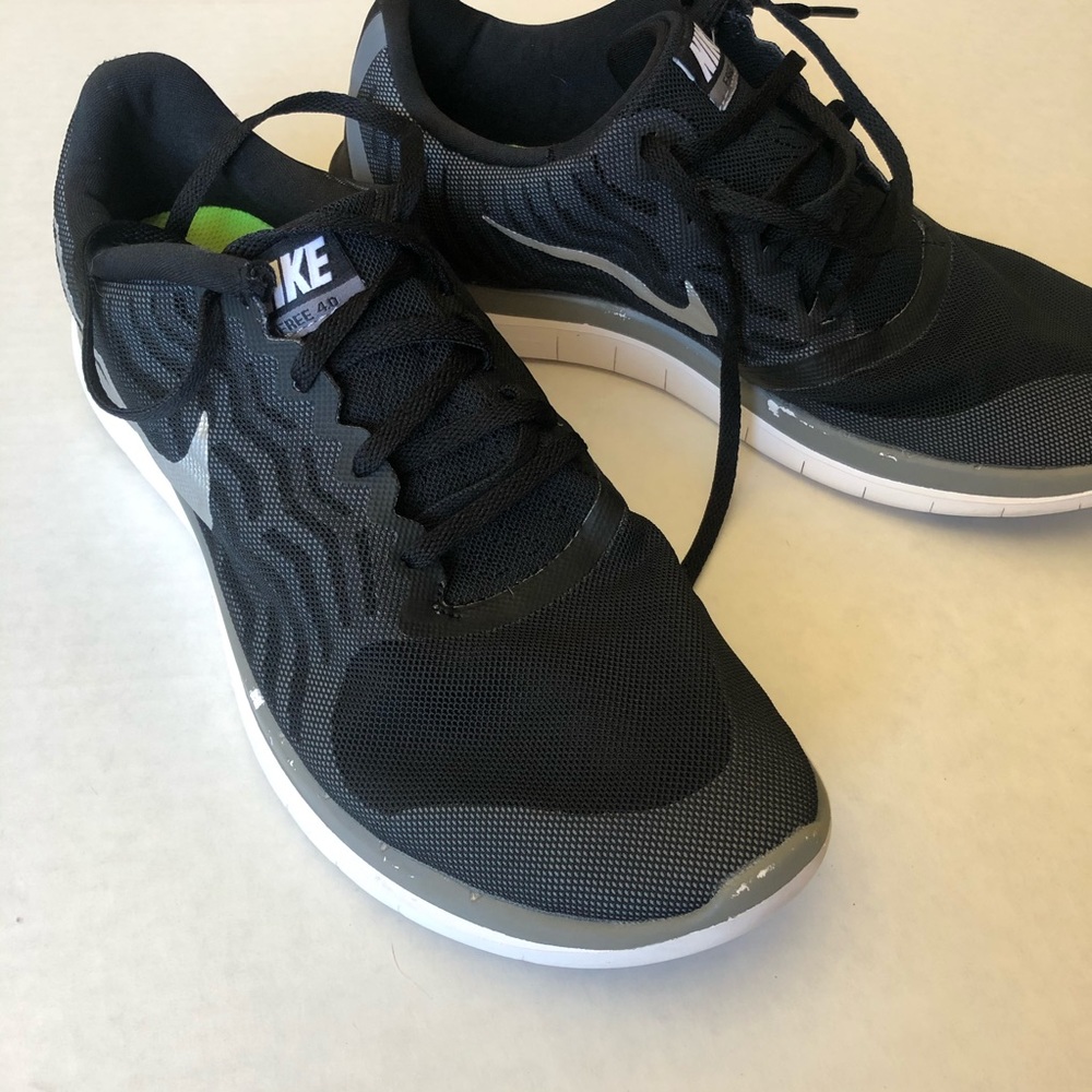 NIKE FREE 4.0
